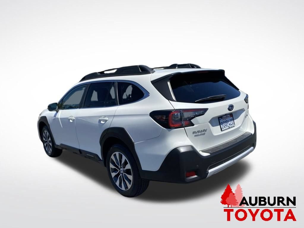 Used 2023 Subaru Outback Limited AWD/4WD image 5