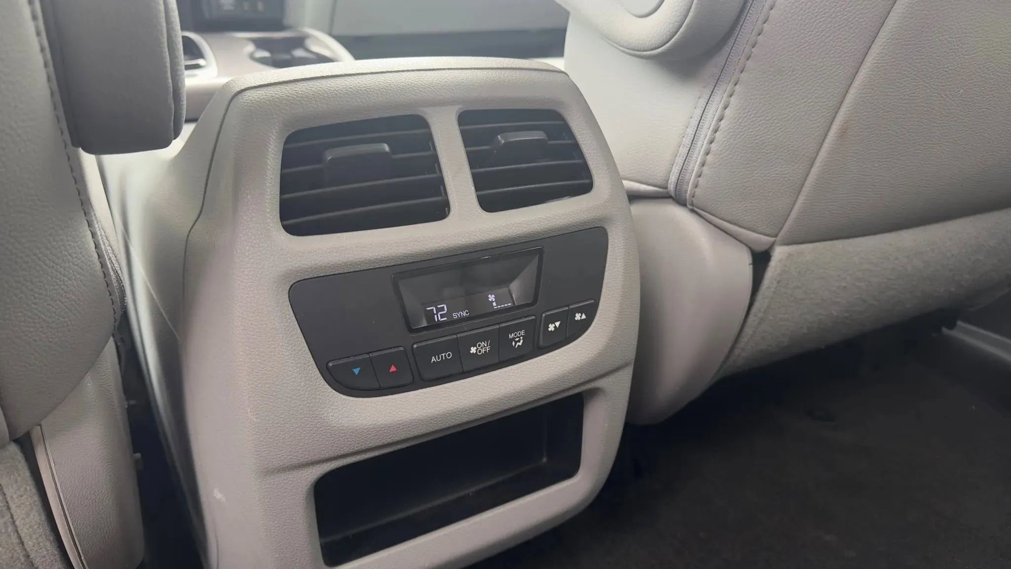 Used 2016 Honda Pilot EX-L image 34