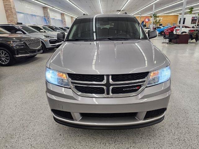 Used 2018 Dodge Journey SE w/ Connectivity Group AWD/4WD image 2