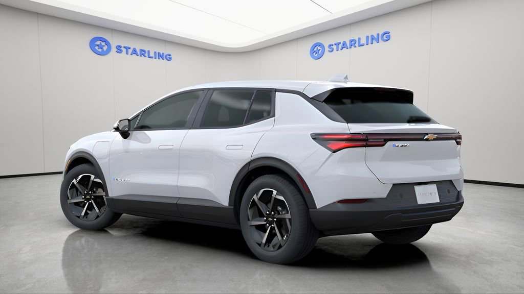 New 2026 Chevrolet Equinox EV LT image 3