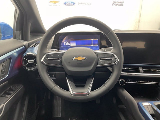 New 2026 Chevrolet Equinox EV LT AWD/4WD image 11