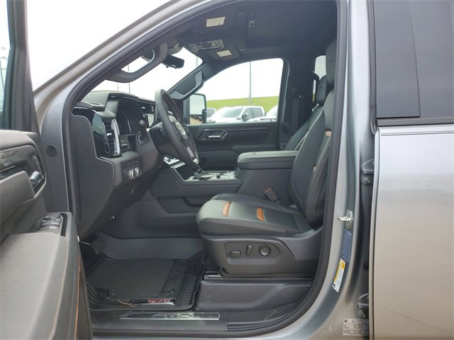 New 2026 GMC Sierra 2500 AT4 w/ AT4 Premium Plus Package image 10