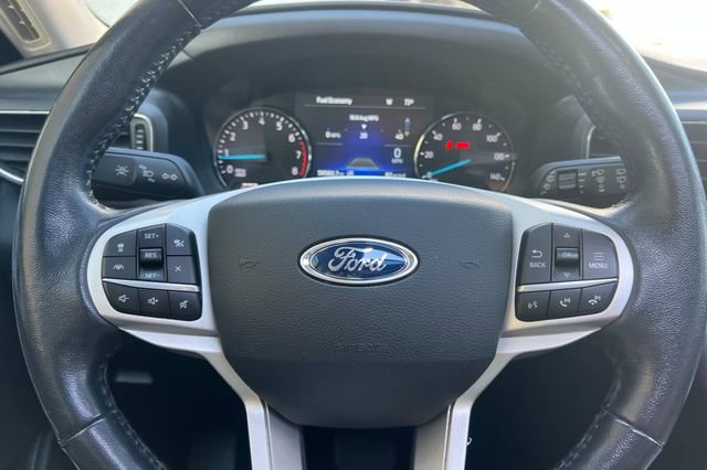 Used 2021 Ford Explorer Limited w/ Equipment Group 301A image 30