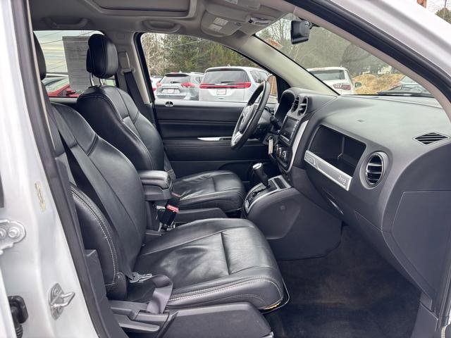 Used 2017 Jeep Compass High Altitude AWD/4WD image 15