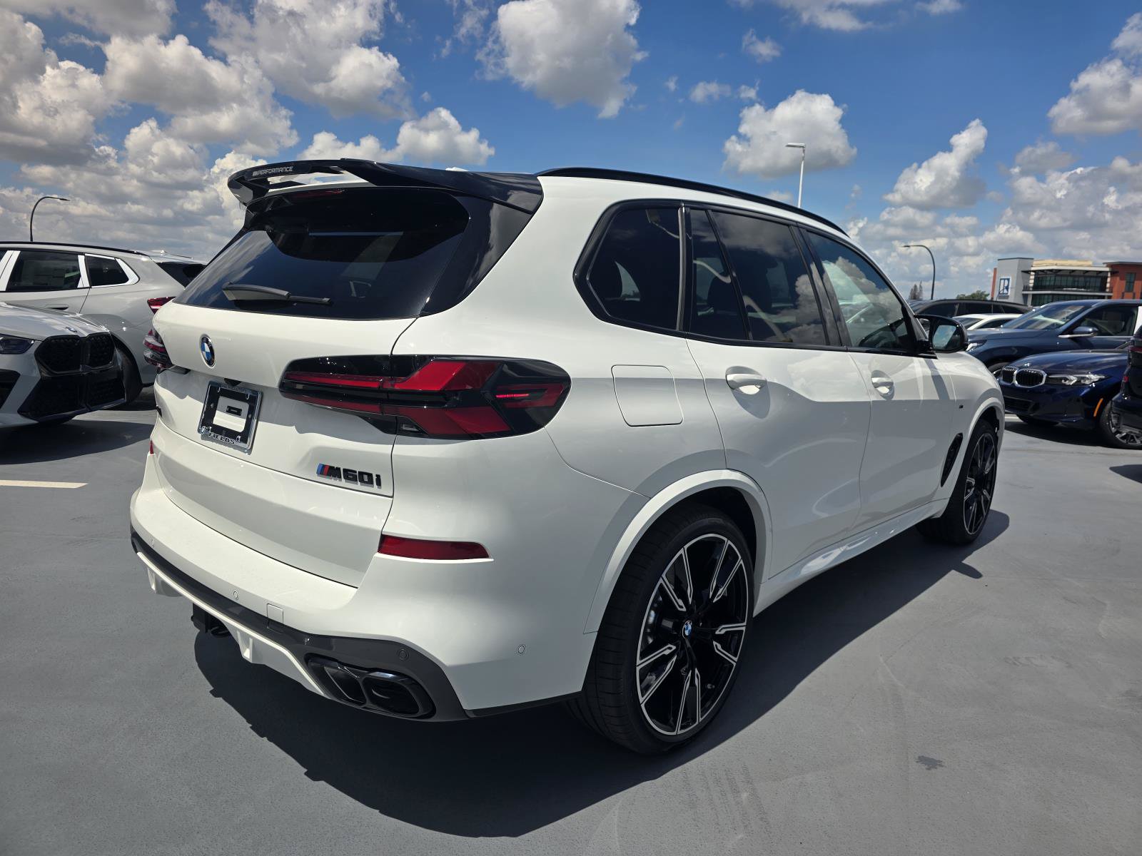 New 2026 BMW X5 M60i AWD/4WD image 3