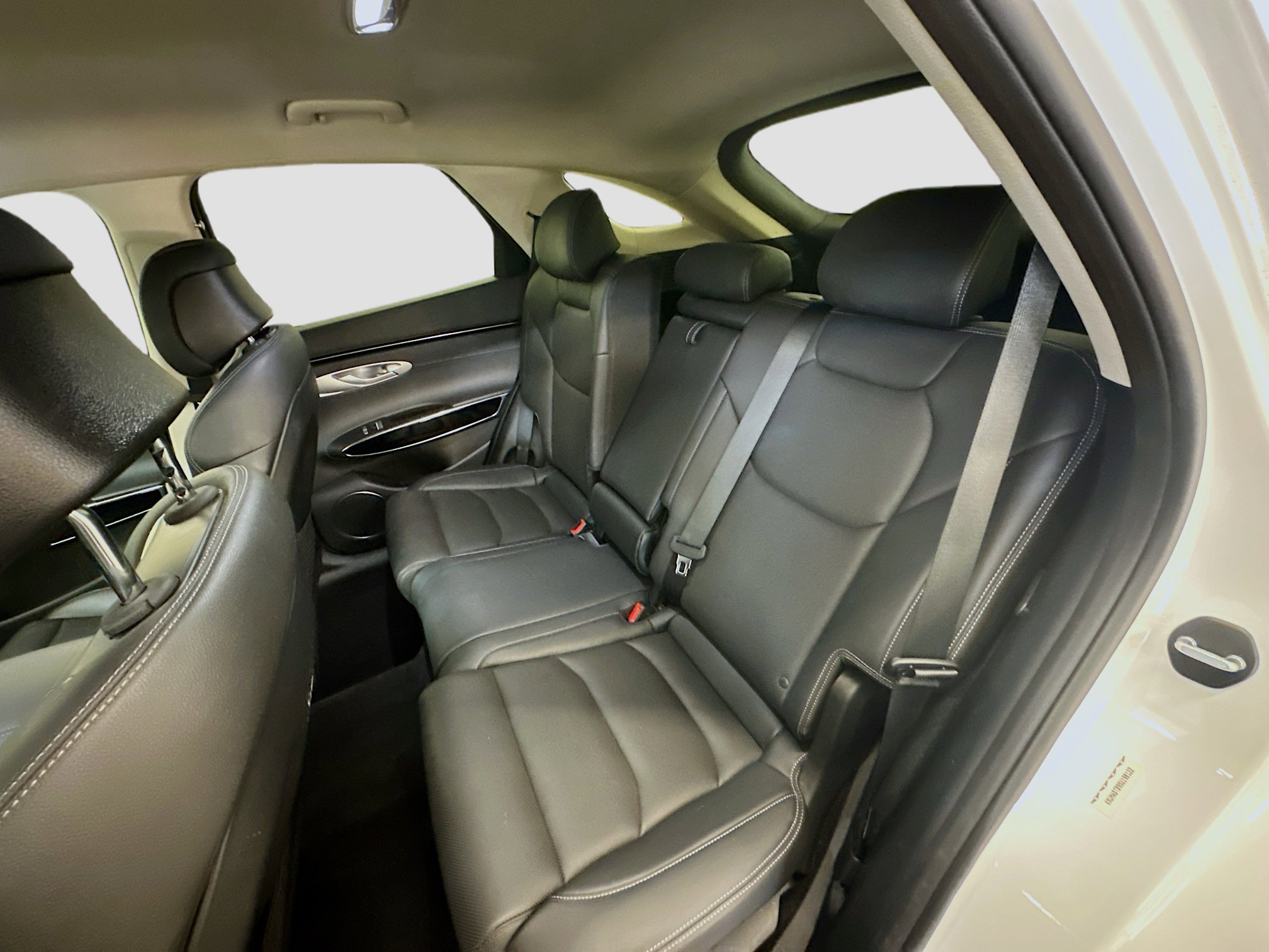 Used 2025 Genesis GV70 2.5T AWD/4WD image 29