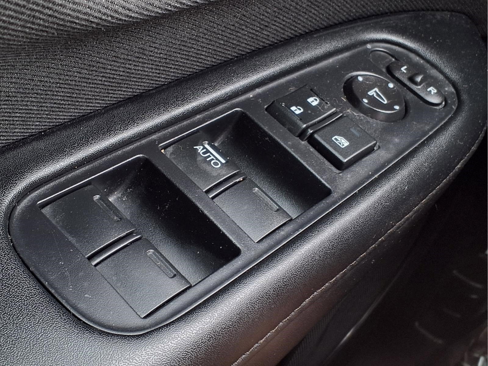 Used 2022 Honda HR-V Sport image 27