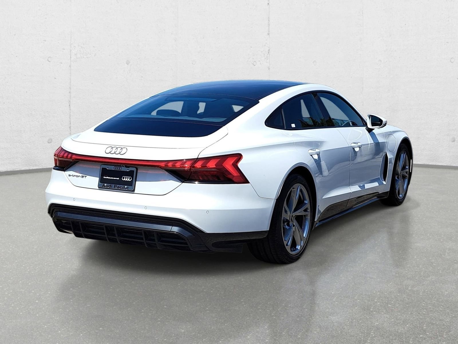 Certified 2023 Audi e-tron GT Premium Plus AWD/4WD image 5