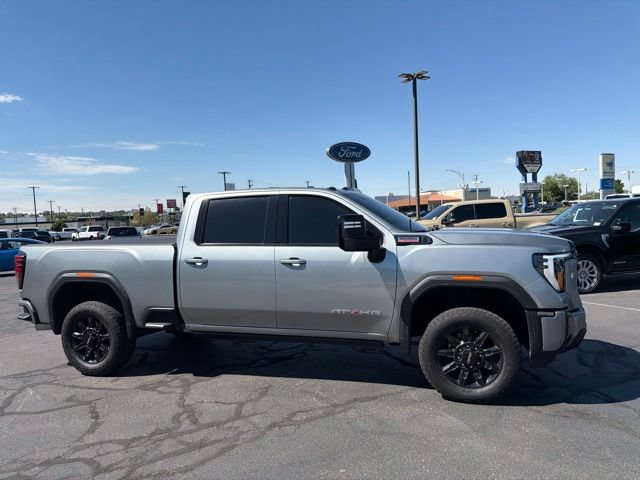 Used 2024 GMC Sierra 3500 AT4 w/ AT4 Premium Plus Package AWD/4WD image 3