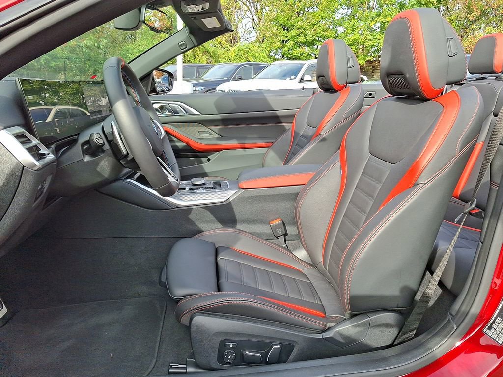 Used 2026 BMW M440i Convertible image 11