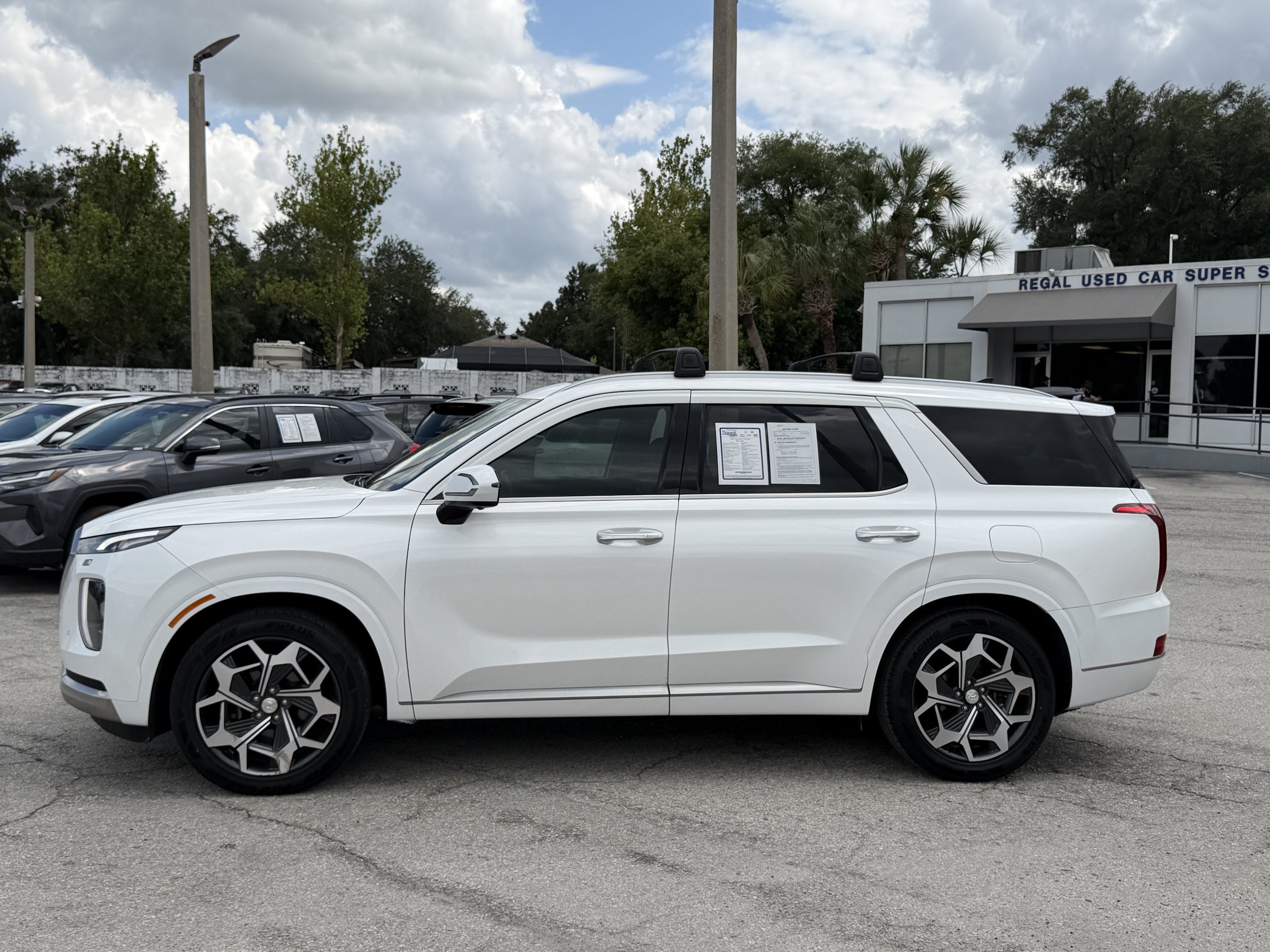 Used 2022 Hyundai Palisade Calligraphy FWD image 7