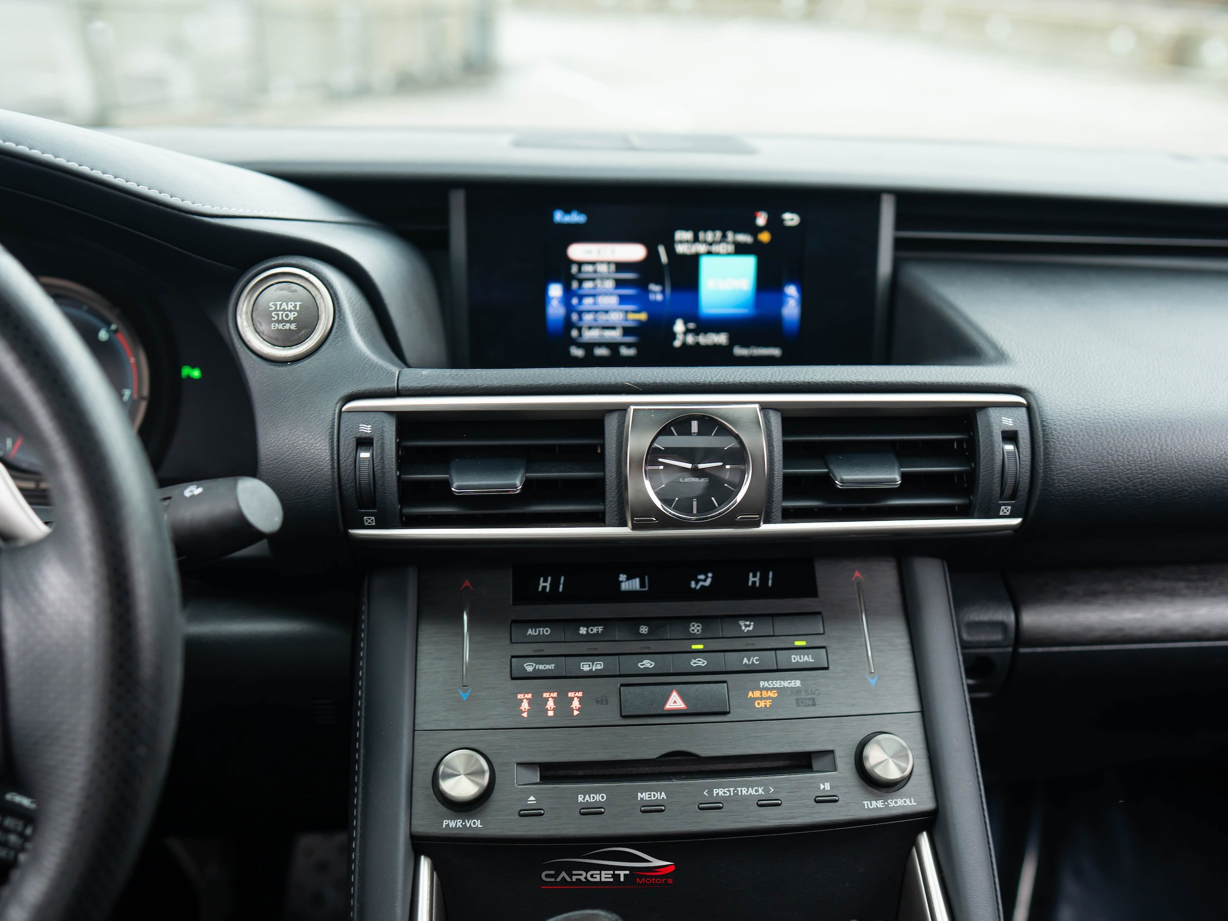 Used 2019 Lexus IS 300 F Sport w/ F Sport Package RWD image 31