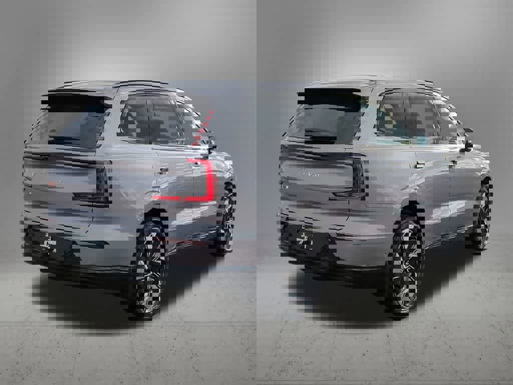 New 2026 Volvo EX90 Ultra image 6