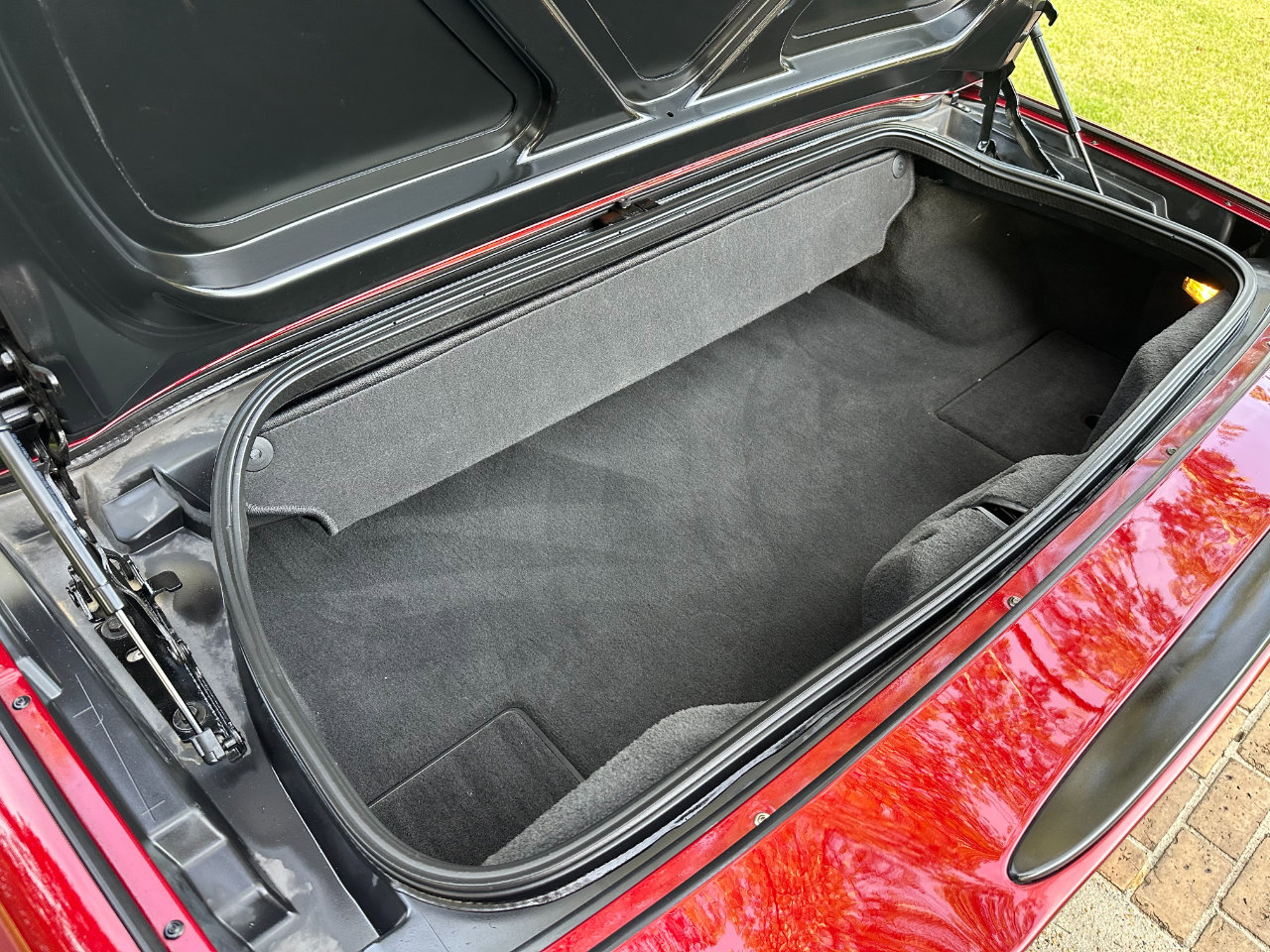 Used 2006 Chevrolet Corvette Convertible w/ Preferred Equipment Group image 35