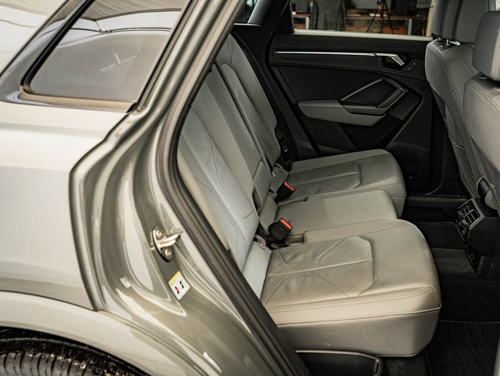 Used 2023 Audi Q3 2.0T Premium Plus w/ Premium Plus Package image 41