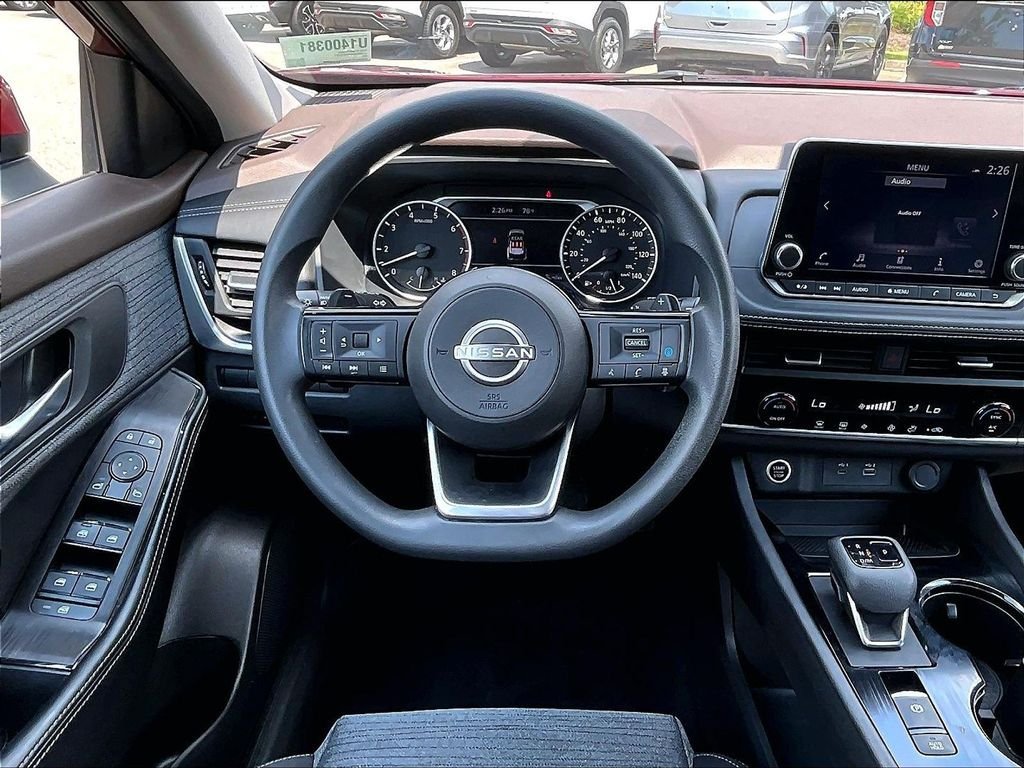 Used 2023 Nissan Rogue SV AWD/4WD image 17