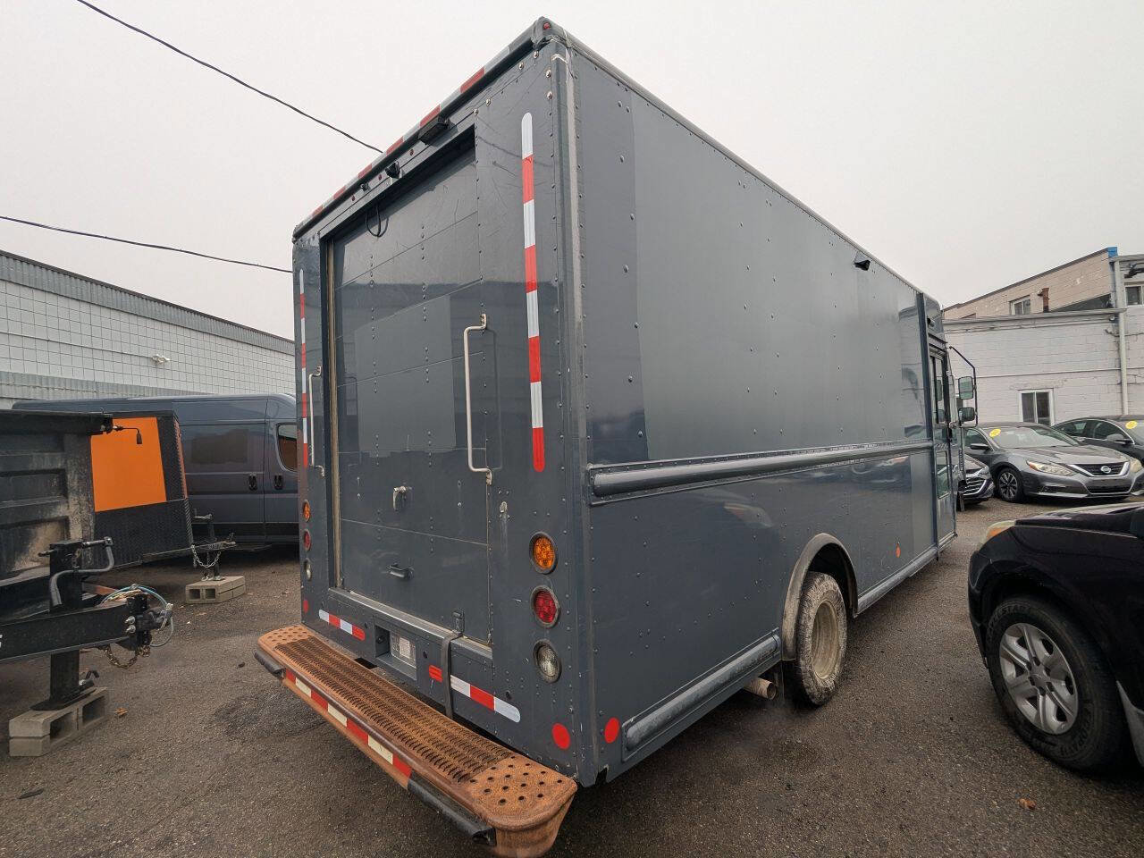 Used 2019 Ford E-450 and Econoline 450 Super Duty image 7