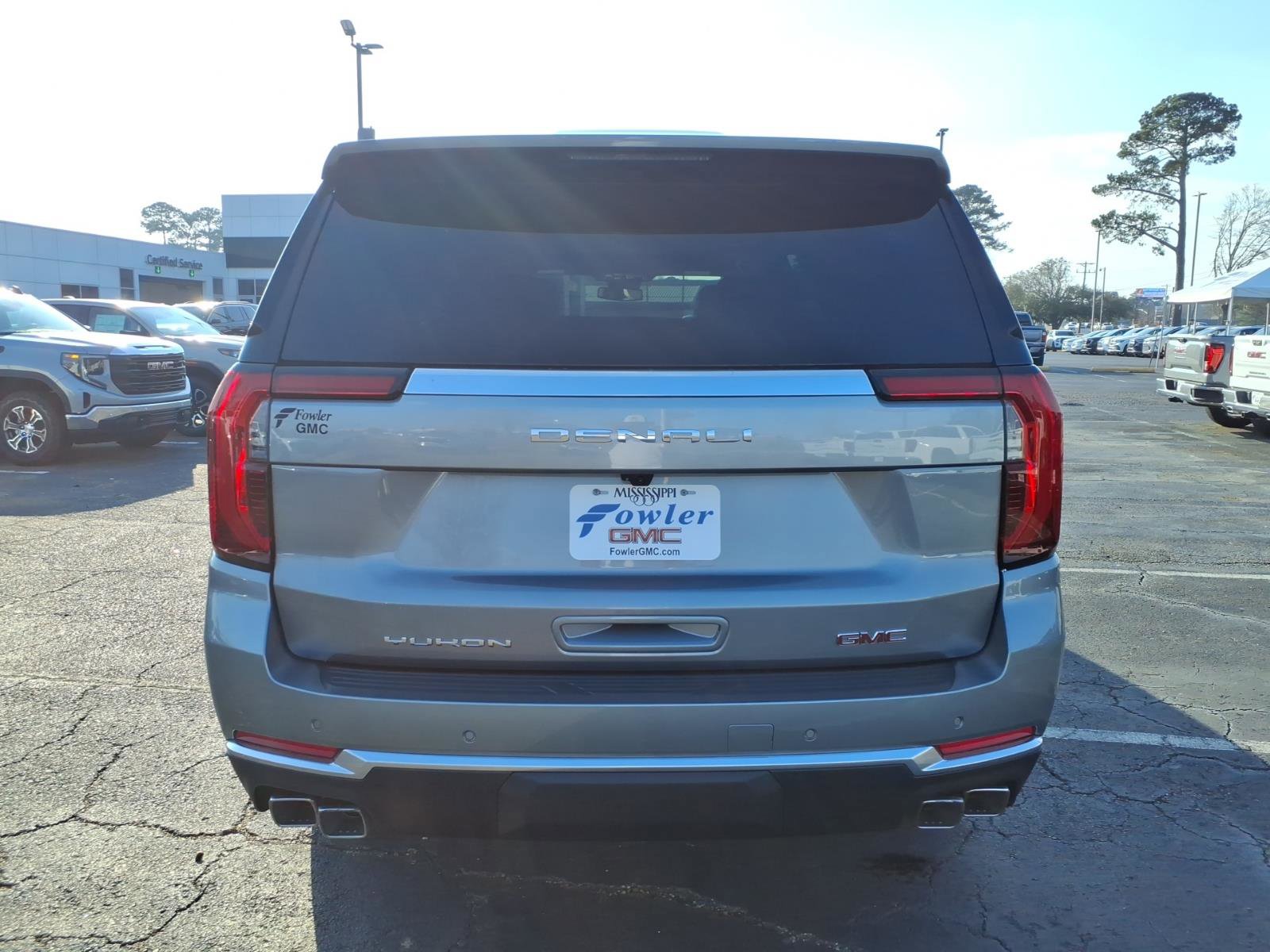 New 2026 GMC Yukon XL Denali w/ Sun & Power Step Package image 4