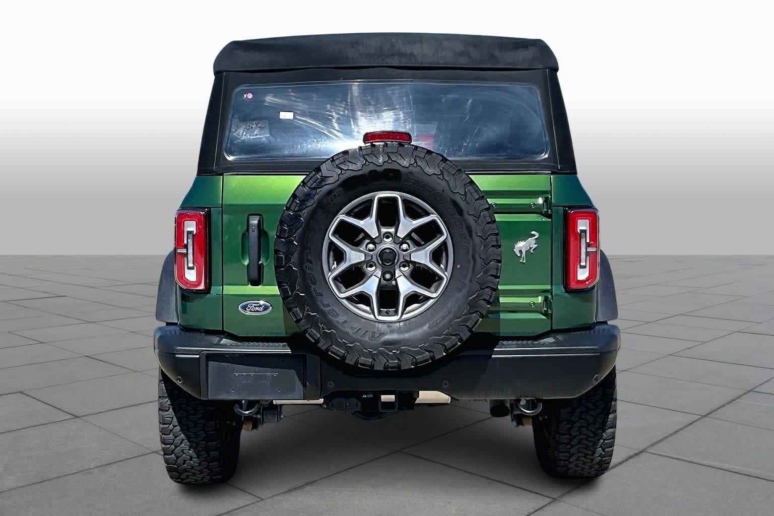 Used 2024 Ford Bronco Badlands image 4