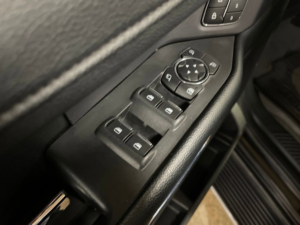 Used 2021 Ford Expedition Max XLT image 12