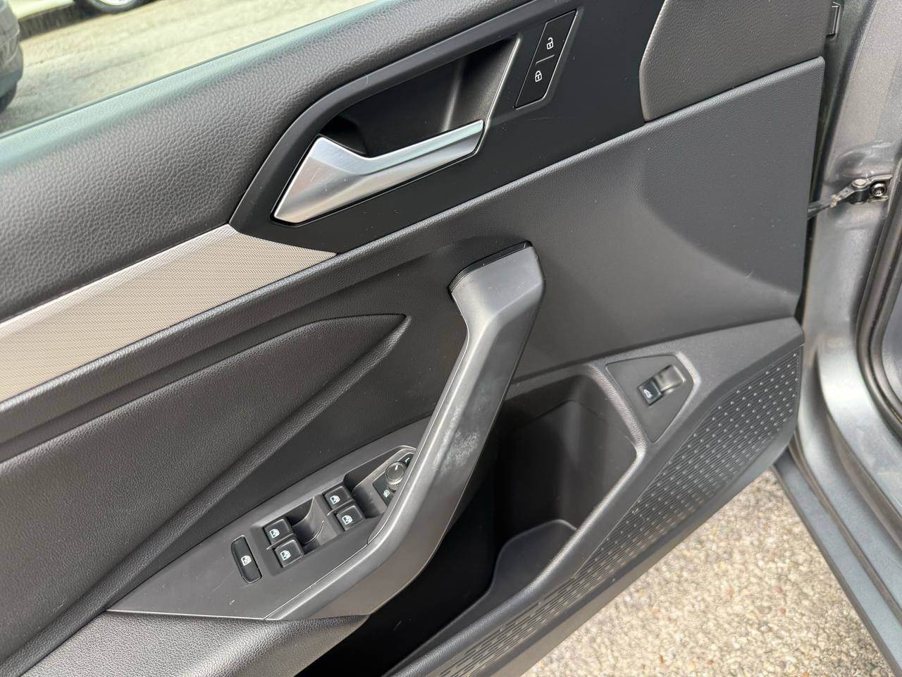 Used 2020 Volkswagen Jetta S image 12