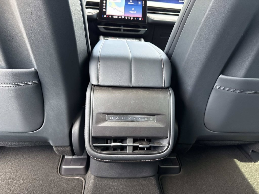 New 2026 Lincoln Nautilus Premier AWD/4WD image 16