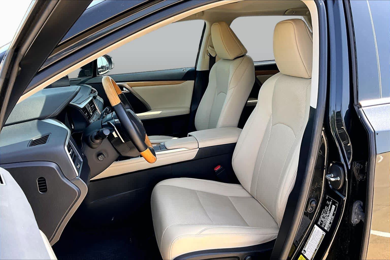 Used 2022 Lexus RX 450hL AWD w/ Premium Package image 8