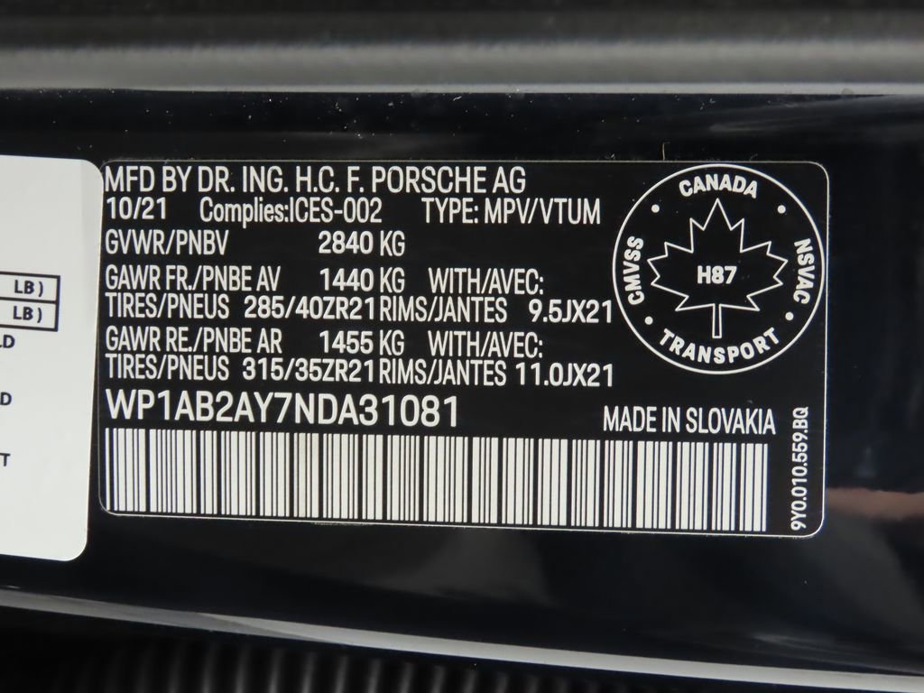 Used 2022 Porsche Cayenne S image 36