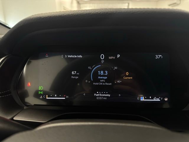 Used 2025 Jeep Grand Cherokee Limited w/ Black Appearance Package image 18