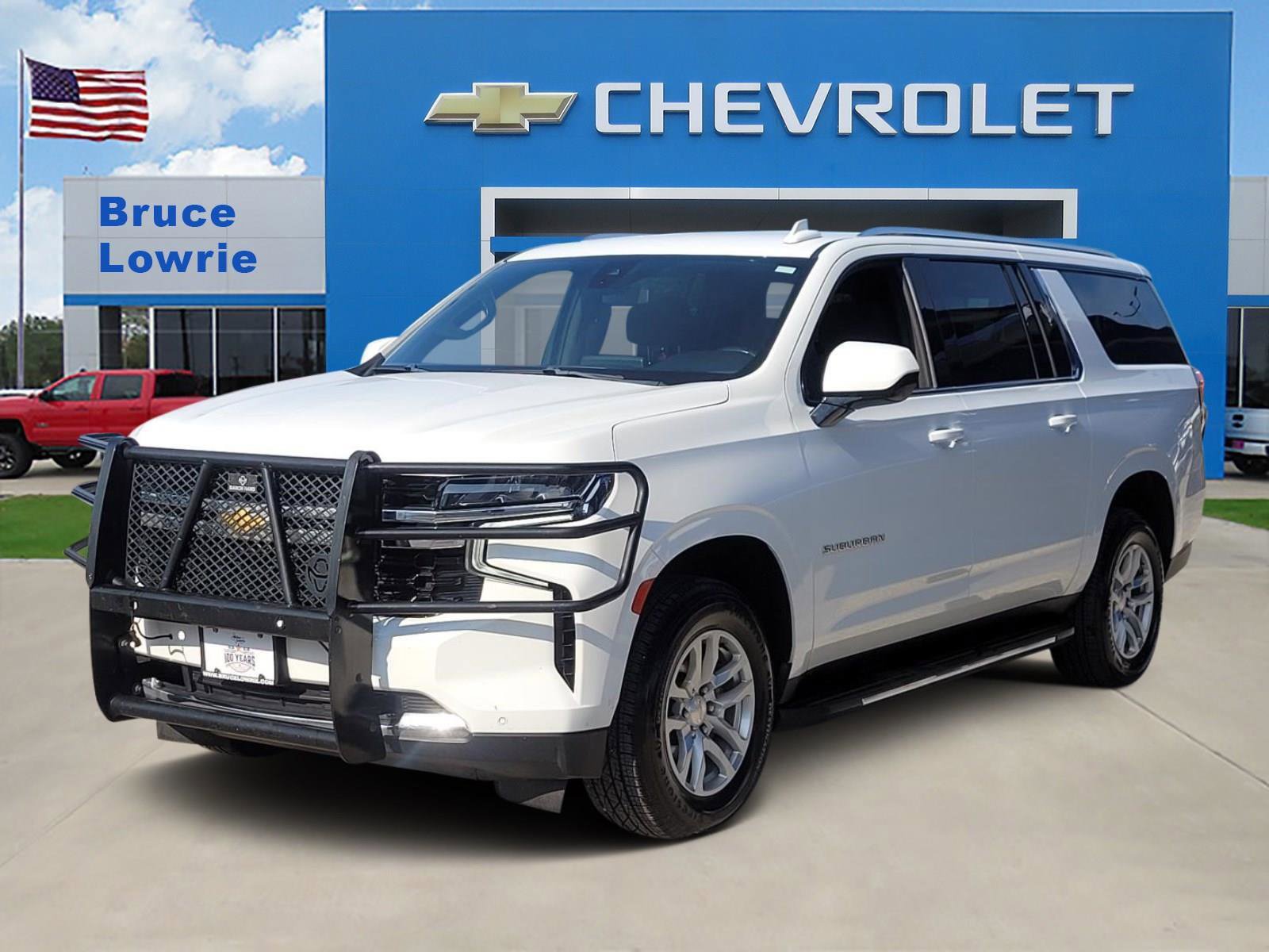Used 2023 Chevrolet Suburban LS RWD image 1