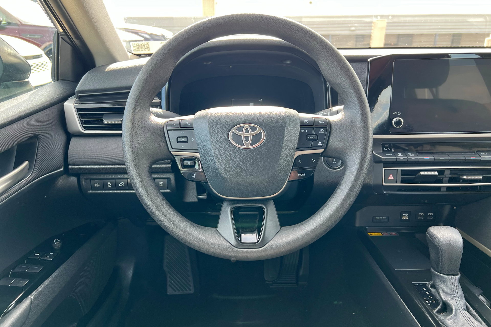 Certified 2025 Toyota Camry LE image 13