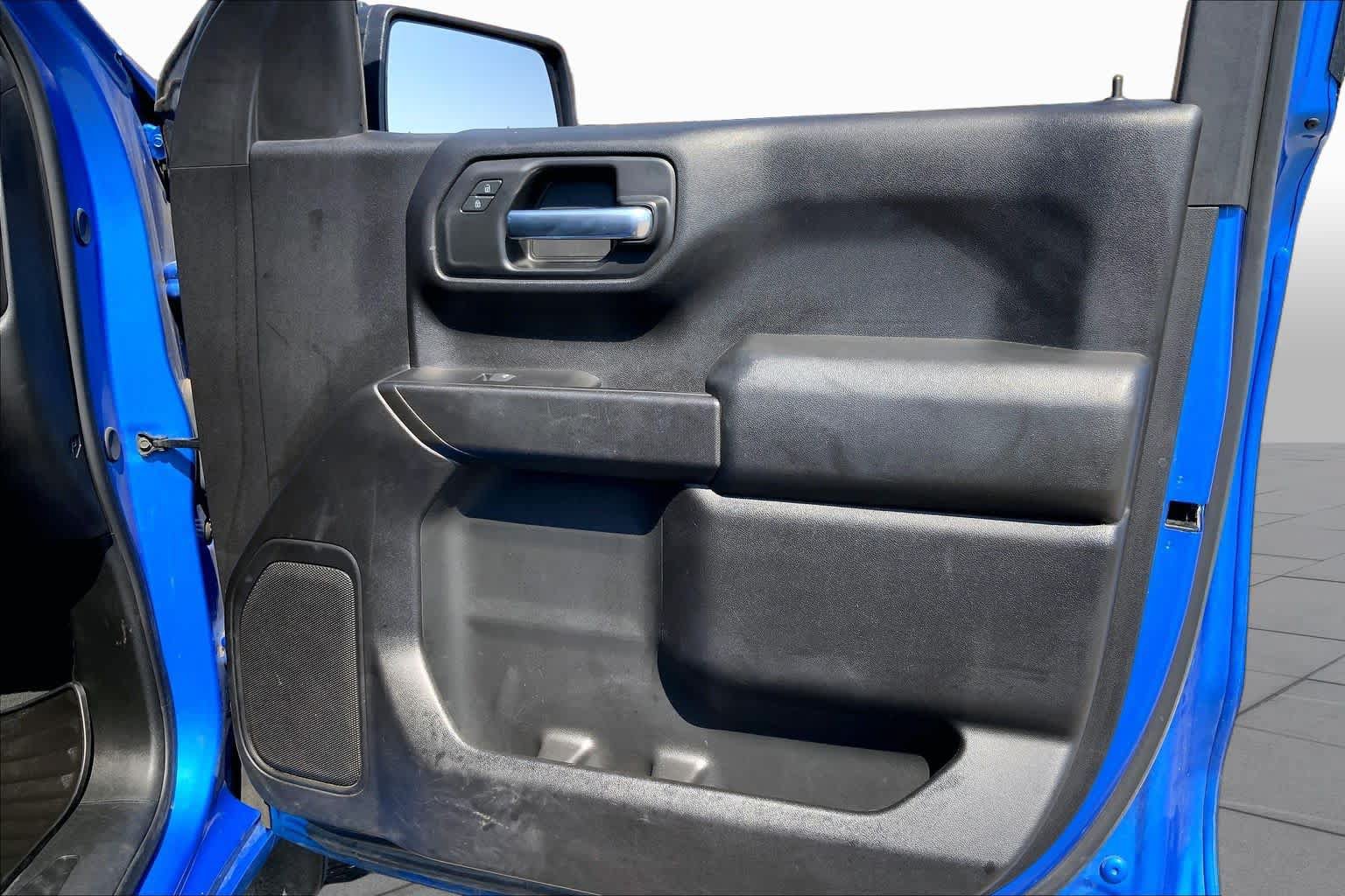 Used 2025 Chevrolet Silverado 1500 Custom AWD/4WD image 23