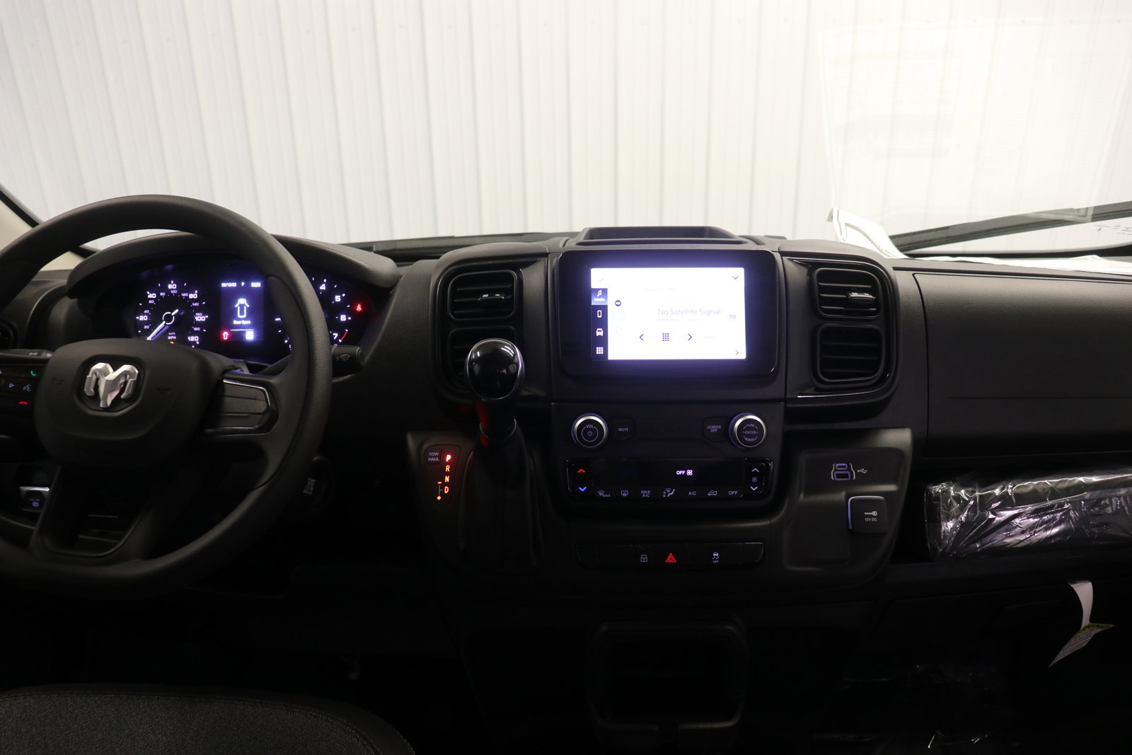 New 2025 RAM ProMaster 3500 image 18