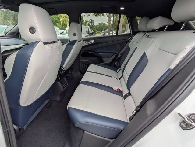 New 2025 Volkswagen ID.4 Pro S AWD/4WD image 14