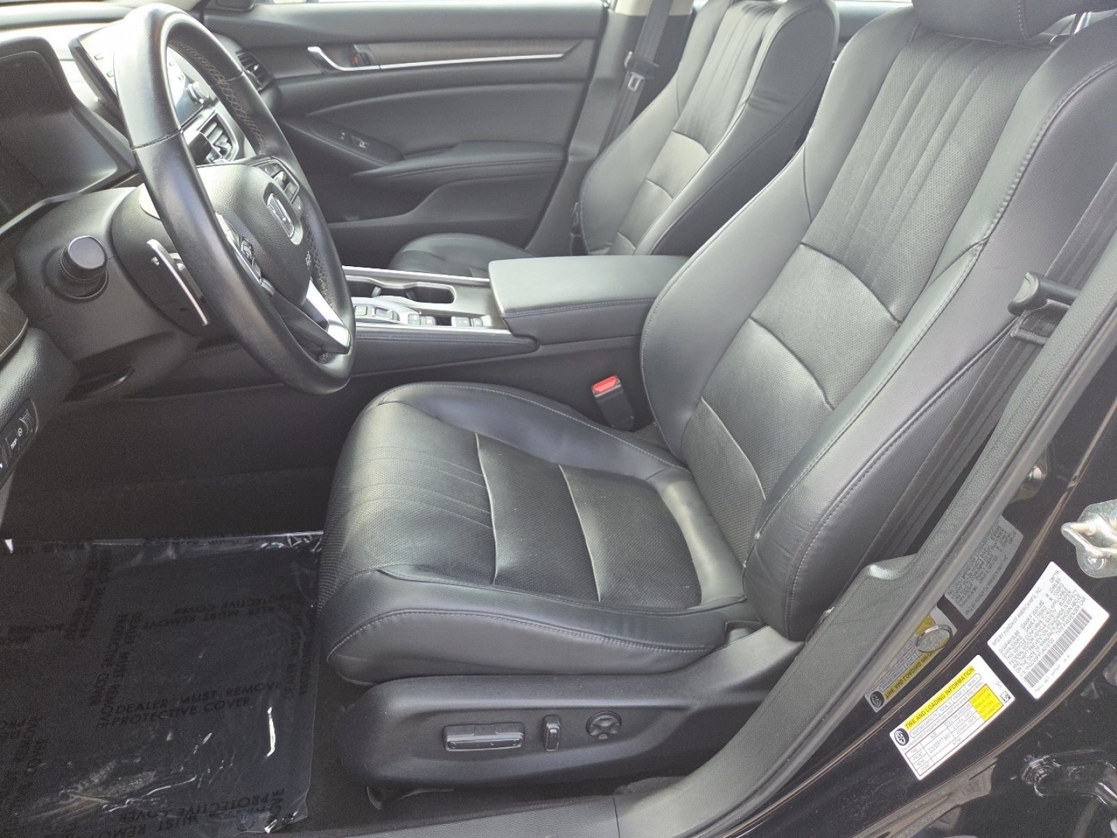 Used 2018 Honda Accord Touring image 24
