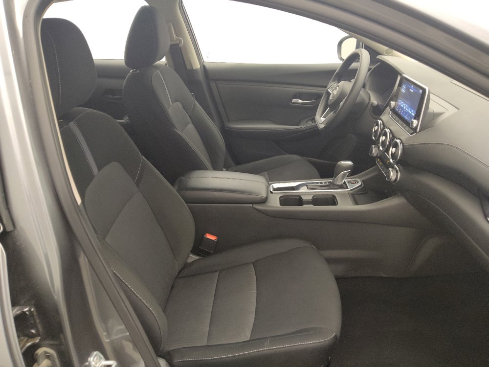 Used 2025 Nissan Sentra SV FWD image 21