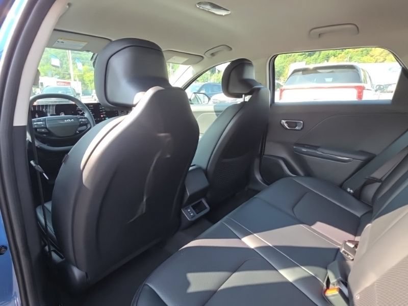 New 2026 Kia K4 EX FWD image 19