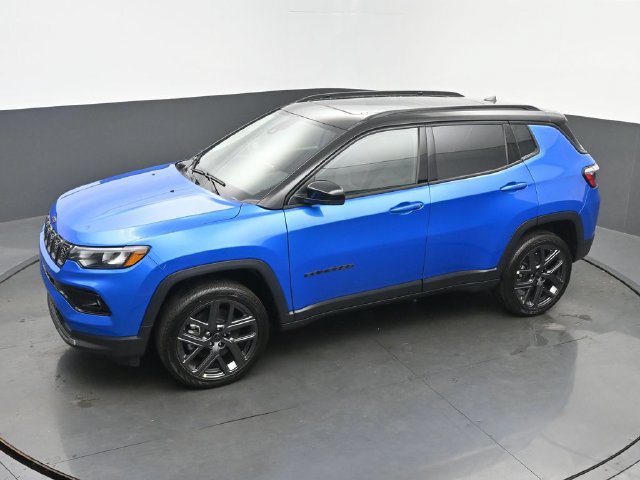 New 2026 Jeep Compass Limited w/ Sun, Sound & Navigation Group AWD/4WD image 36