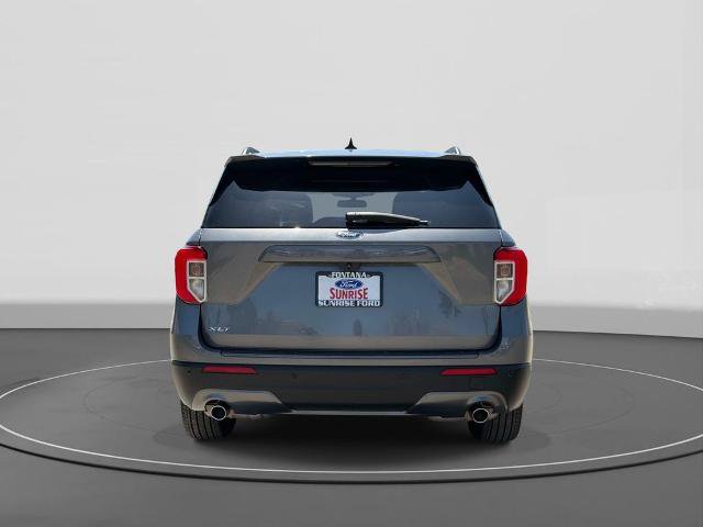 Certified 2022 Ford Explorer XLT w/ Equipment Group 202A RWD image 6