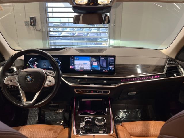 Used 2023 BMW X7 xDrive40i AWD/4WD image 40