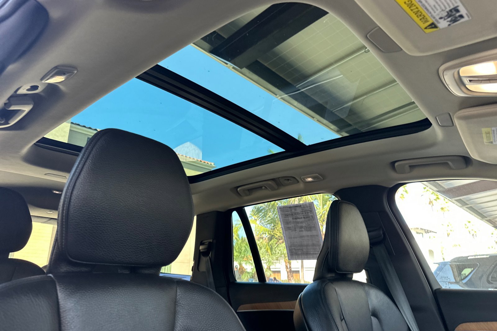 Certified 2025 Volvo XC90 B6 Plus image 20