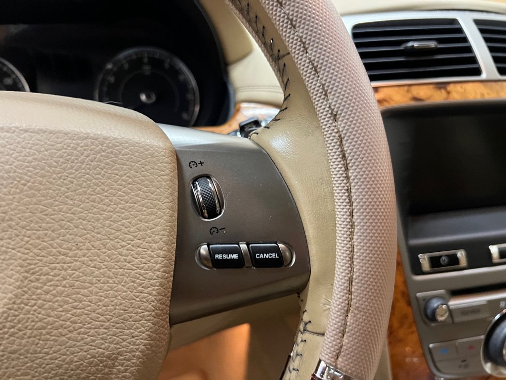 Used 2010 Jaguar XK Coupe RWD image 30