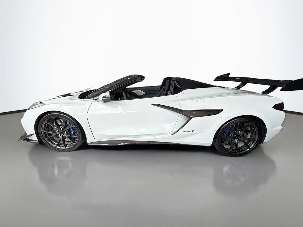 Used 2025 Chevrolet Corvette ZR1 w/ ZR1 Carbon Fiber Aero Package RWD image 8