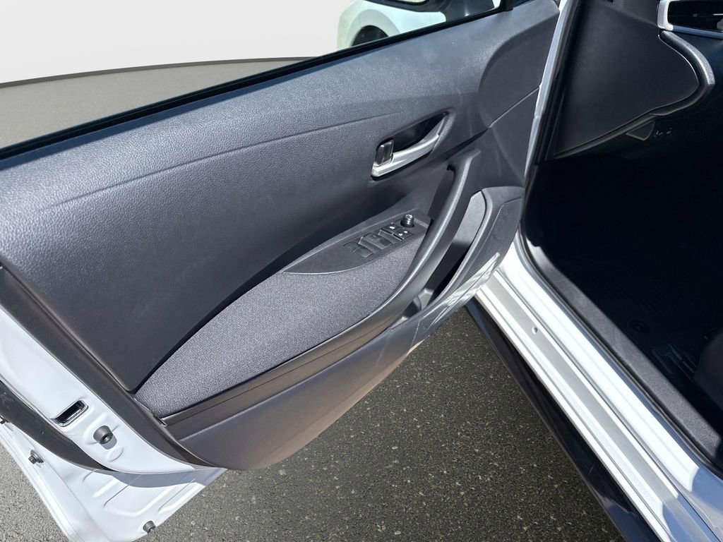 New 2026 Toyota Corolla SE FWD image 17