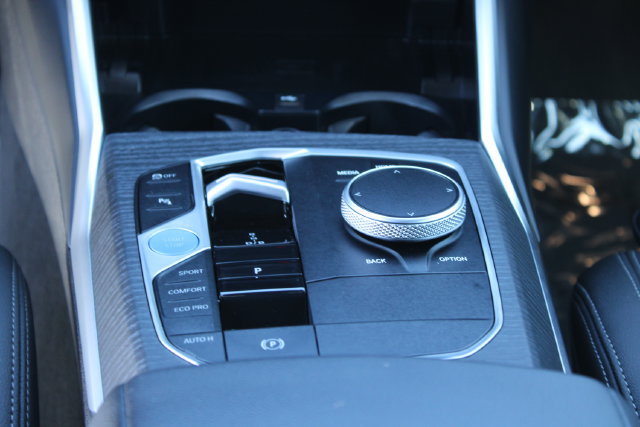 Used 2025 BMW i4 eDrive40 RWD image 18
