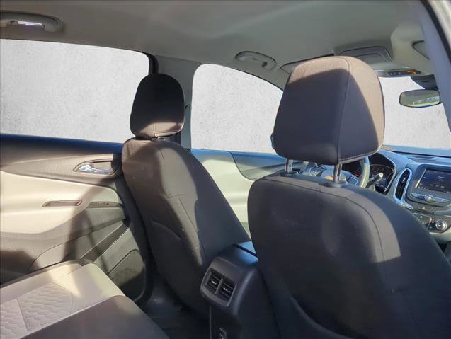 Used 2020 Chevrolet Equinox LT image 18