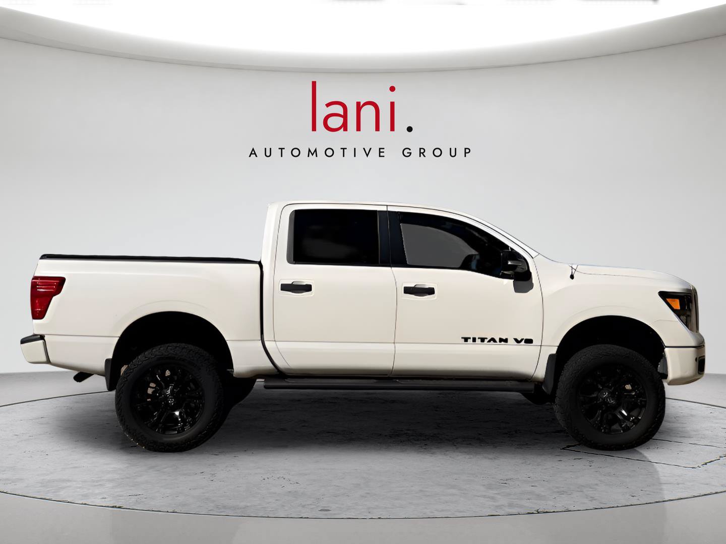 Used 2019 Nissan Titan SV w/ SV Convenience Package AWD/4WD image 26