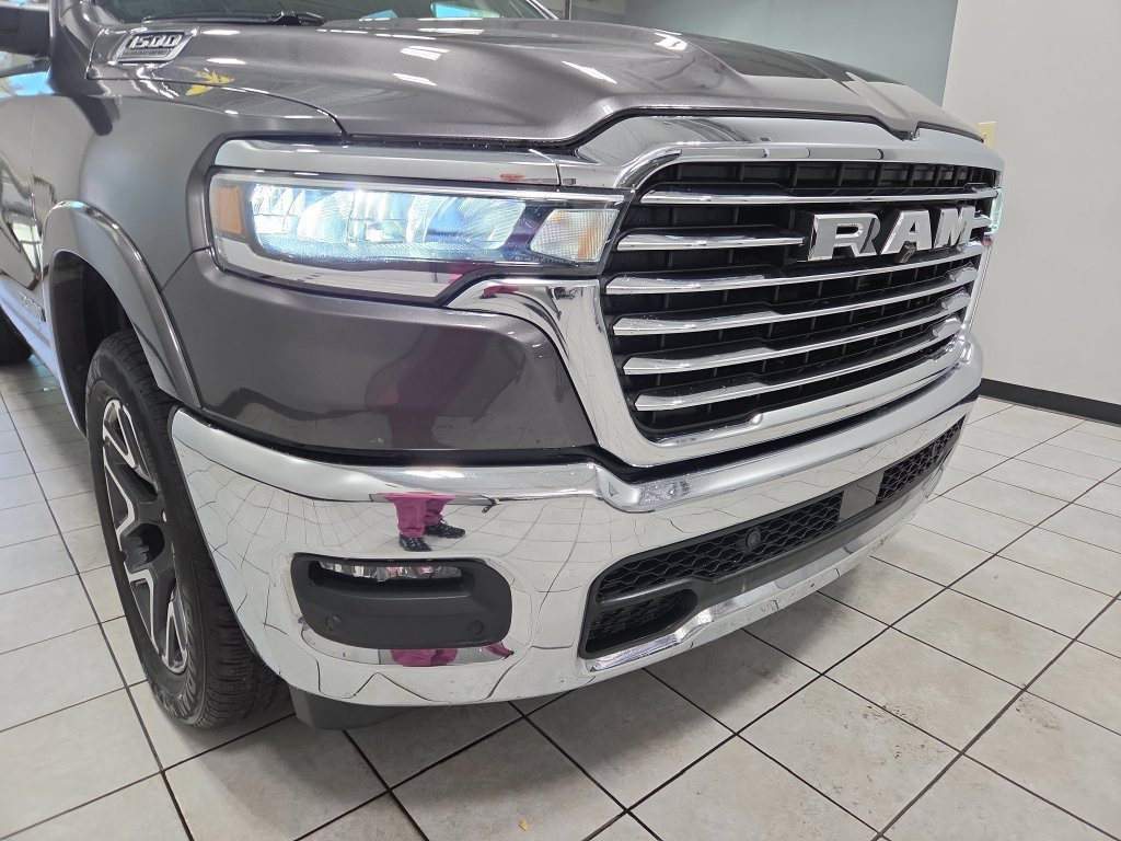Used 2026 RAM 1500 Laramie AWD/4WD image 24
