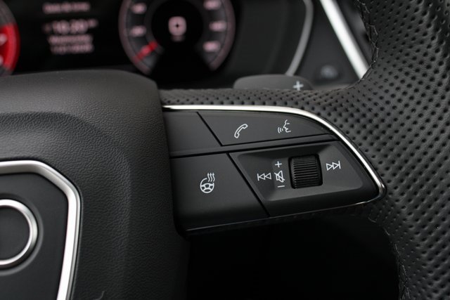 New 2025 Audi SQ5 Premium Plus image 9