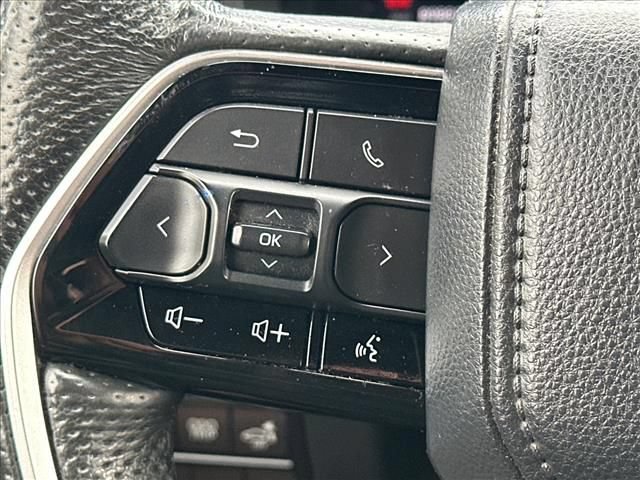 Used 2023 Toyota Tundra Platinum AWD/4WD image 27